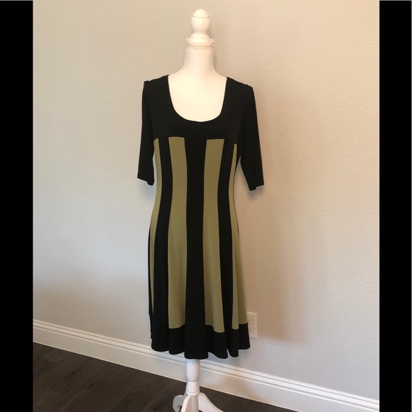 Dresses & Skirts - Connected | short sleeve Dress 12